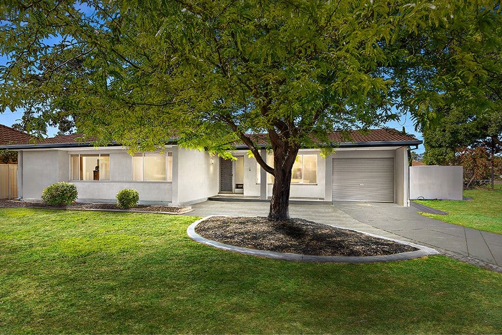 2 Doncaster Avenue, Novar Gardens SA 5040, Novar Gardens - Image 1