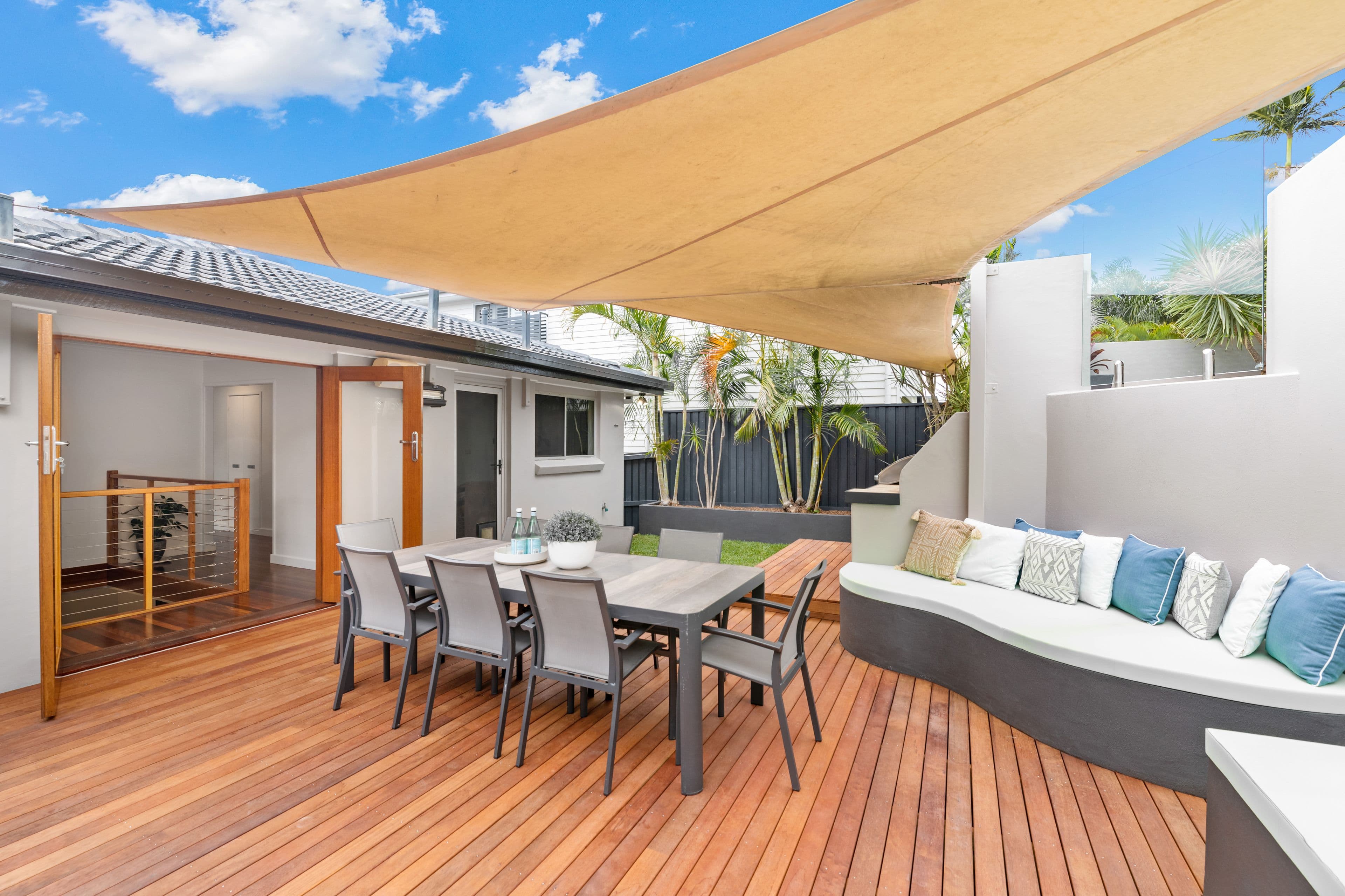 11 Crown Street, Bardon QLD 4065, Bardon - Thumbnail 2