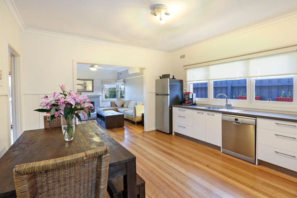 12 Laura Avenue, Belmont VIC 3216, Belmont - Thumbnail 5