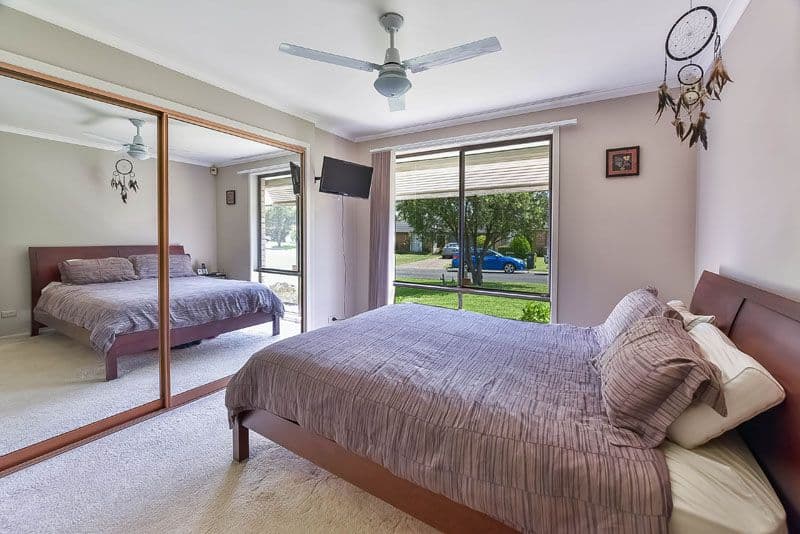 10 Svensden Place, Ingleburn - Thumbnail 2