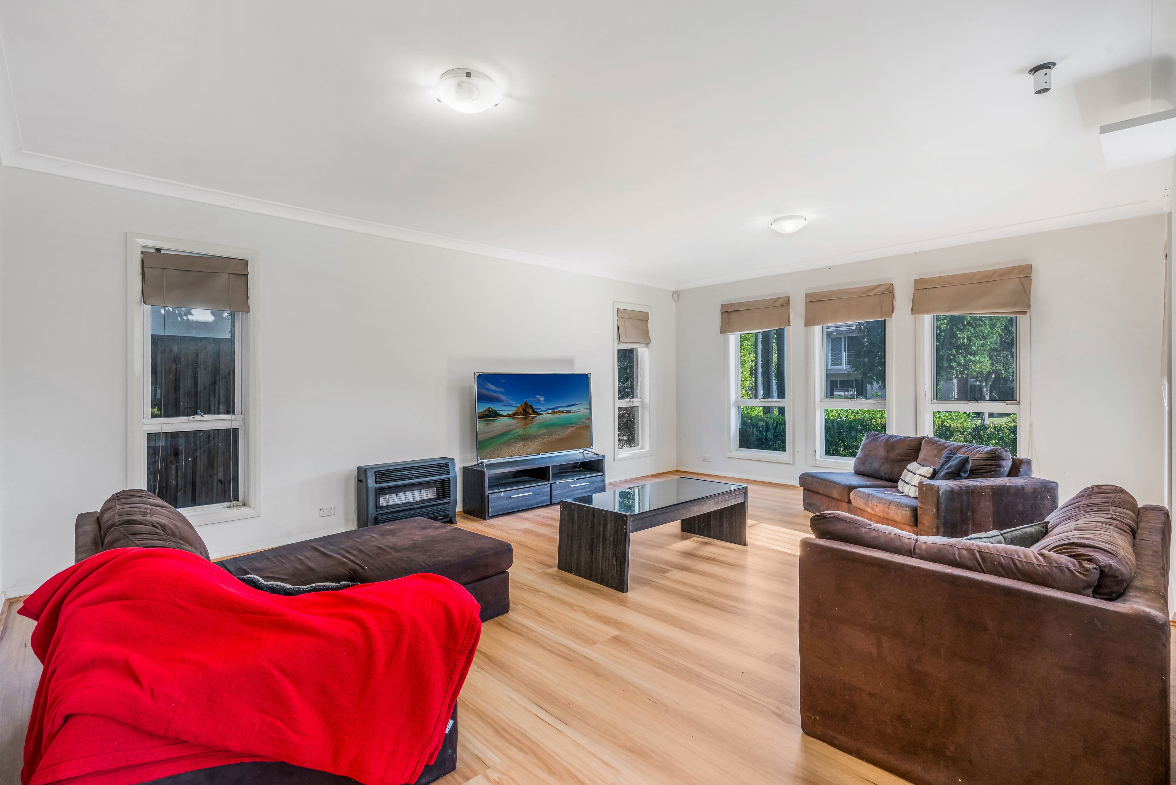 115 Middleton Drive, Middleton Grange NSW 2171, Middleton Grange - Thumbnail 5