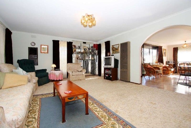 39 Mill Park Drive, MILL PARK VIC 3082, Mill Park - Thumbnail 2