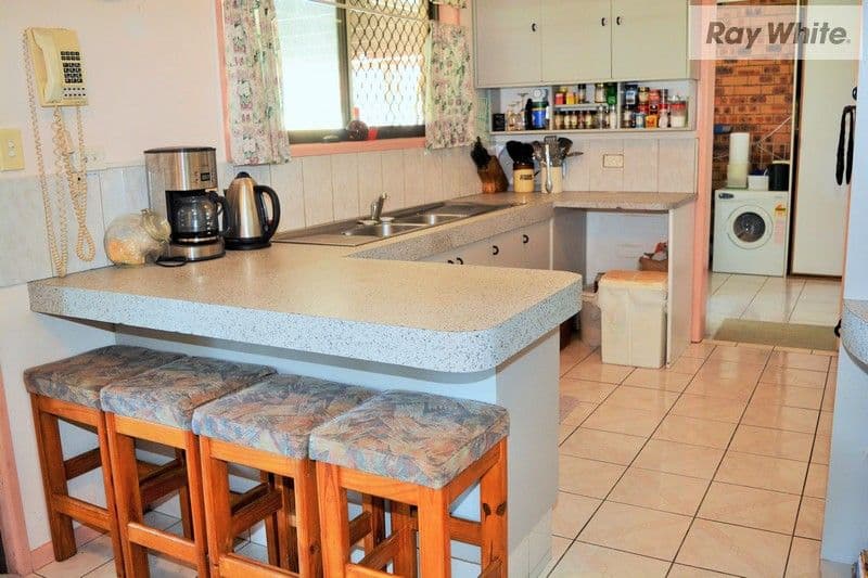 56 Flinders Crescent, Boronia Heights QLD 4124, Boronia Heights - Thumbnail 3