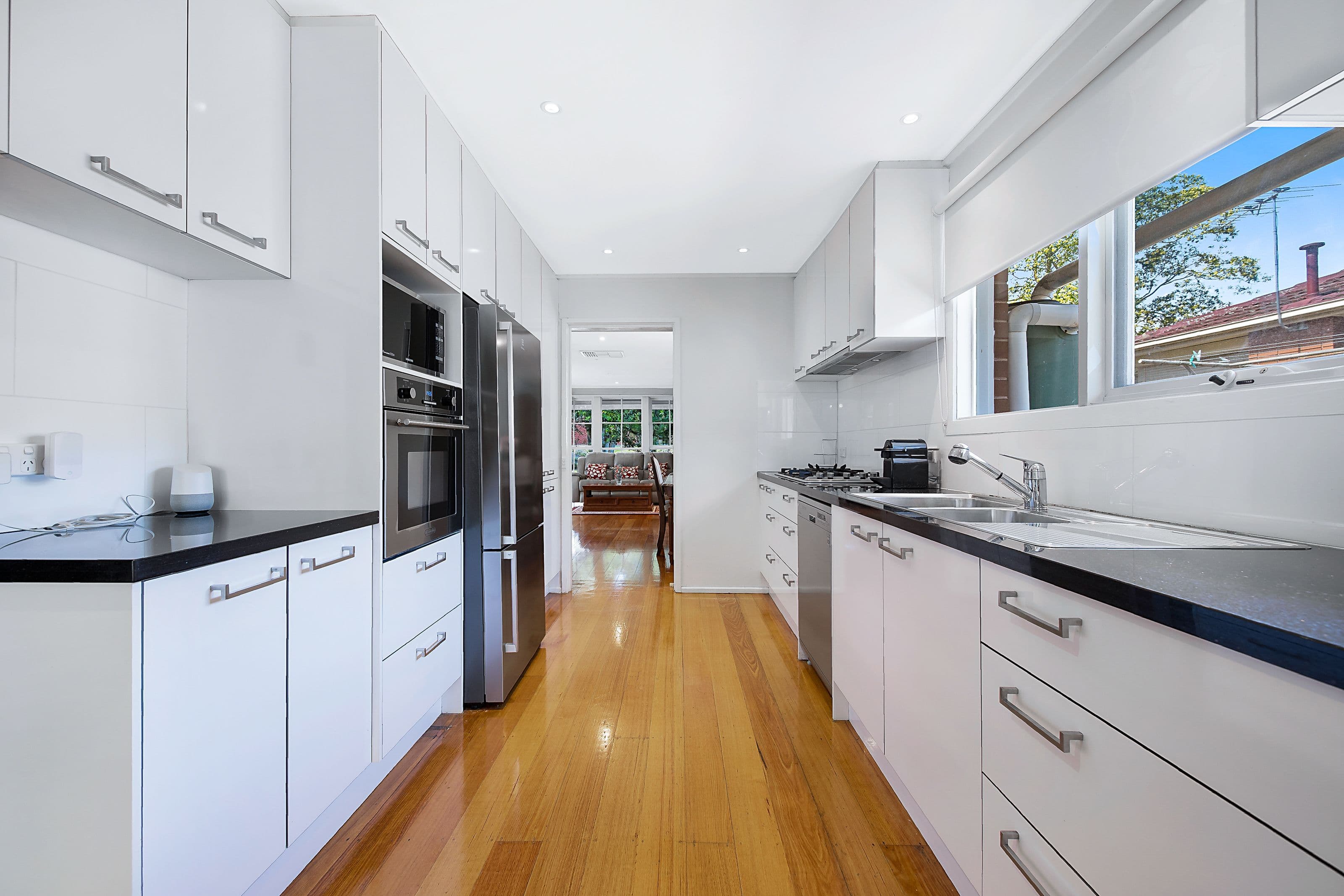 31 Elmwood Crescent, Glen Waverley VIC 3150, Glen Waverley - Thumbnail 4