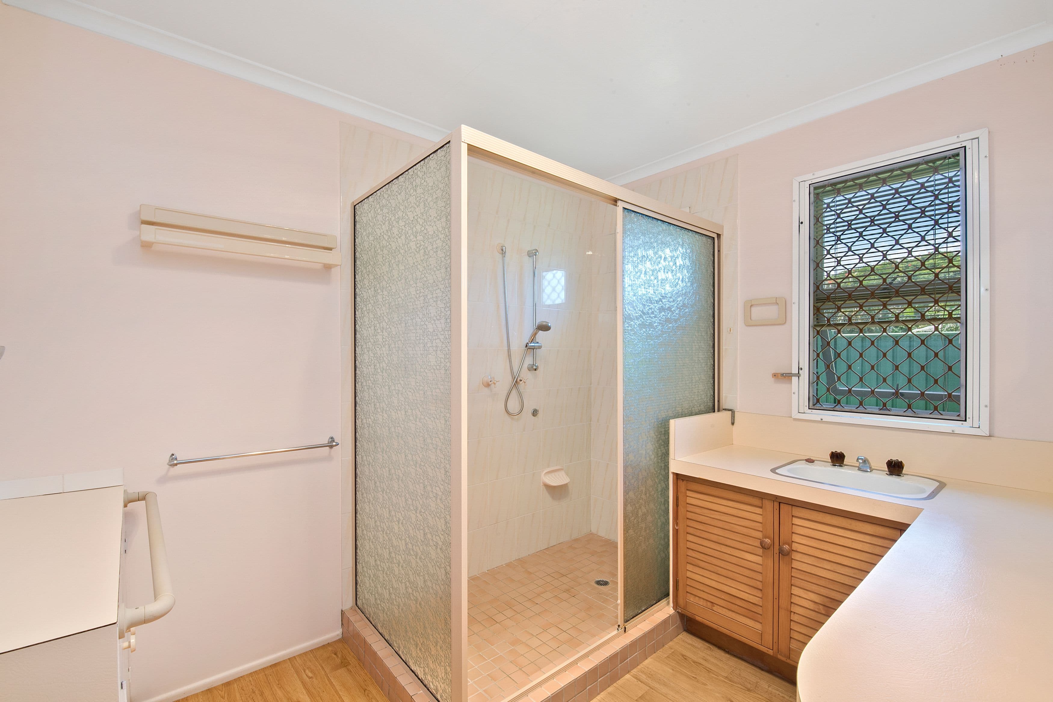17 Wharf Street, Woody Point QLD 4019, Woody Point - Thumbnail 7