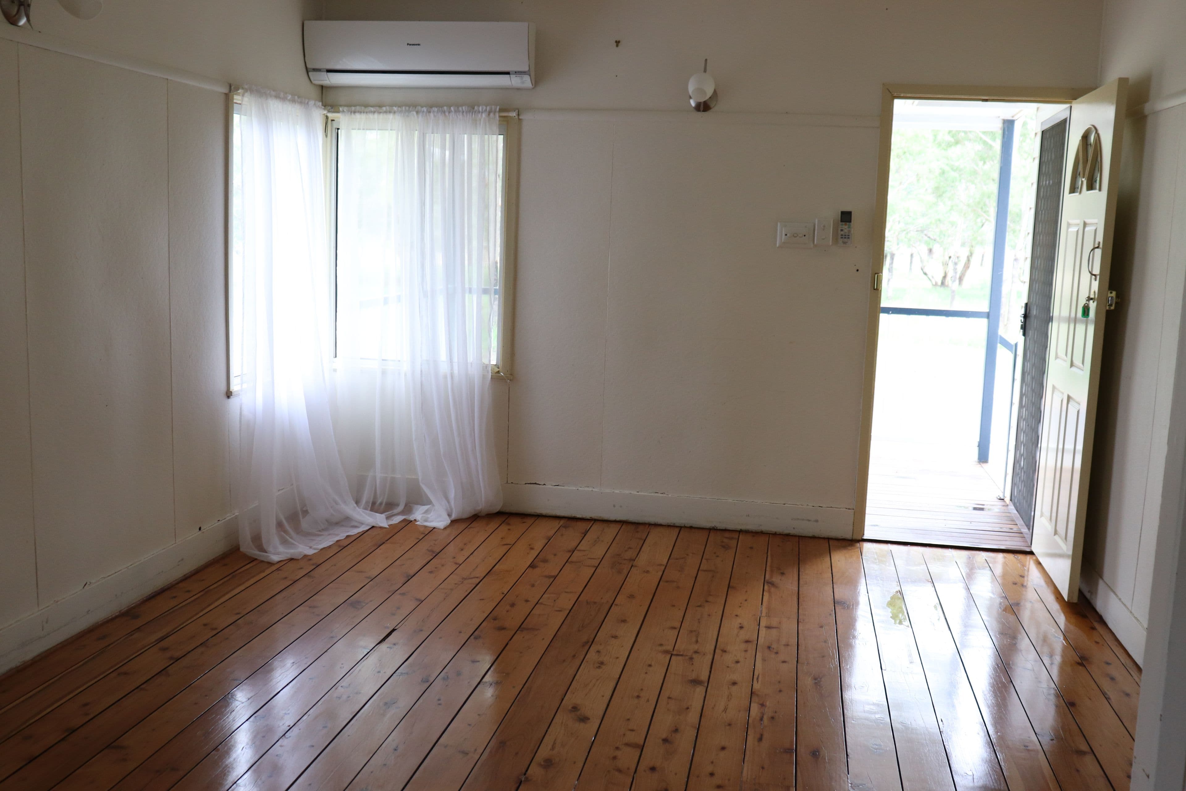 55 Carter Street, Charleville QLD 4470, Charleville - Thumbnail 3