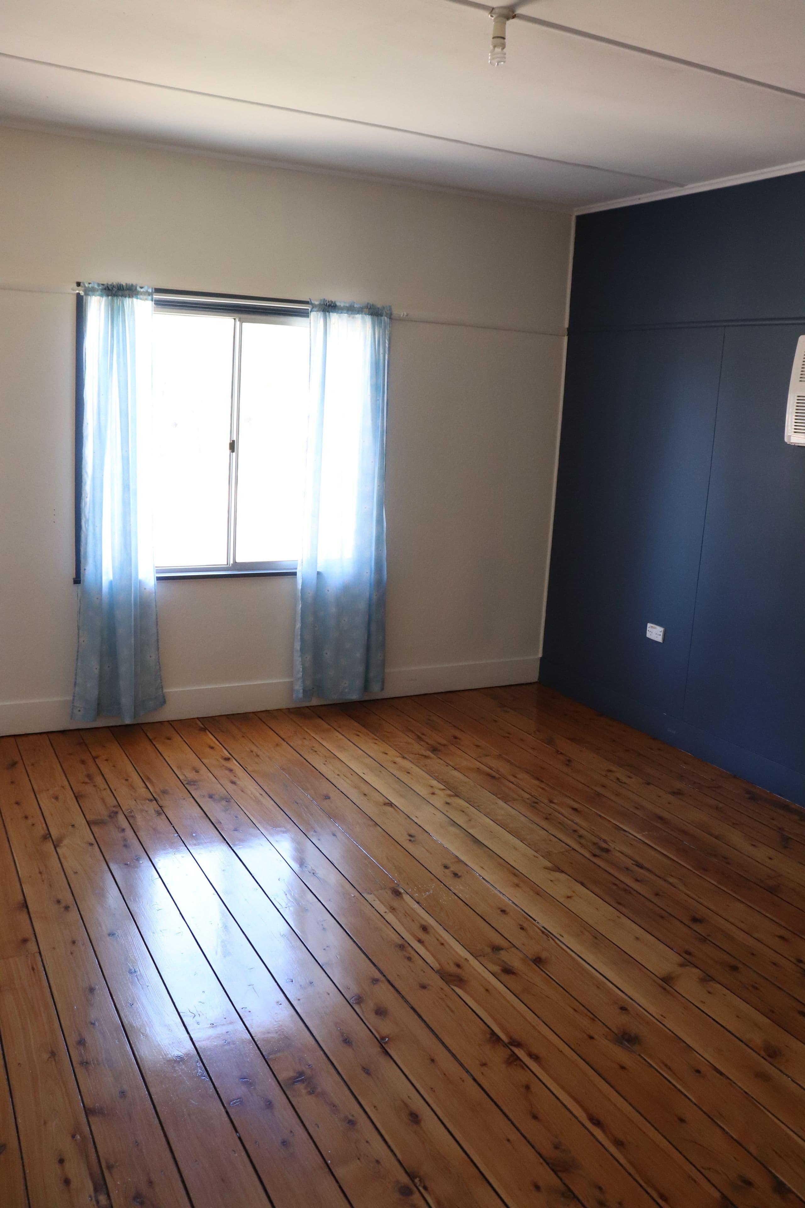 55 Carter Street, Charleville QLD 4470, Charleville - Thumbnail 5
