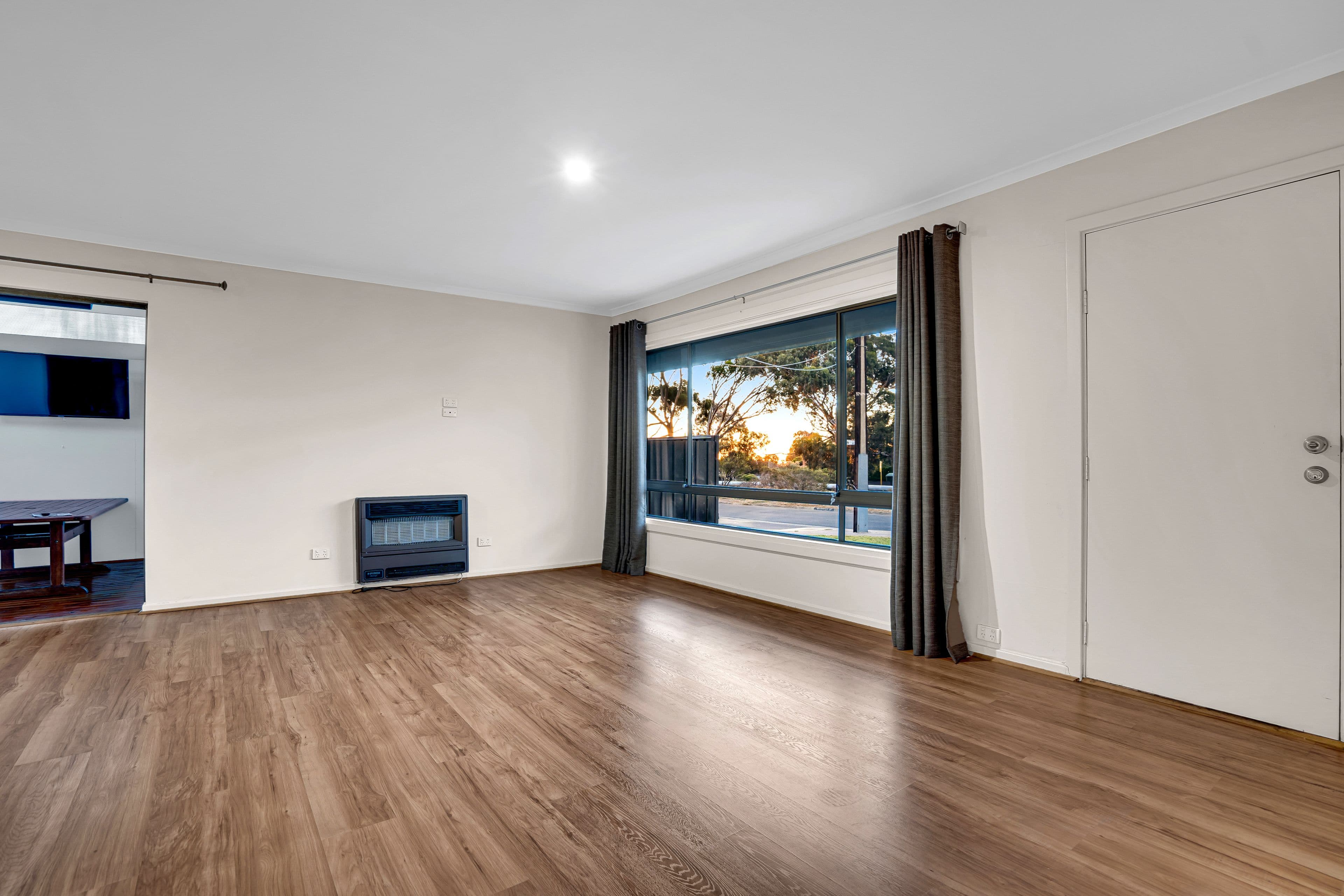 34 Warminster Road, Elizabeth Park SA 5113, Elizabeth Park - Thumbnail 3