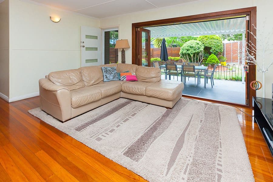9 Grunert Street, HOLLAND PARK QLD 4121, Holland Park - Thumbnail 3
