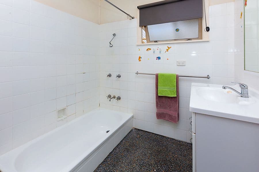 9 Grunert Street, HOLLAND PARK QLD 4121, Holland Park - Thumbnail 6