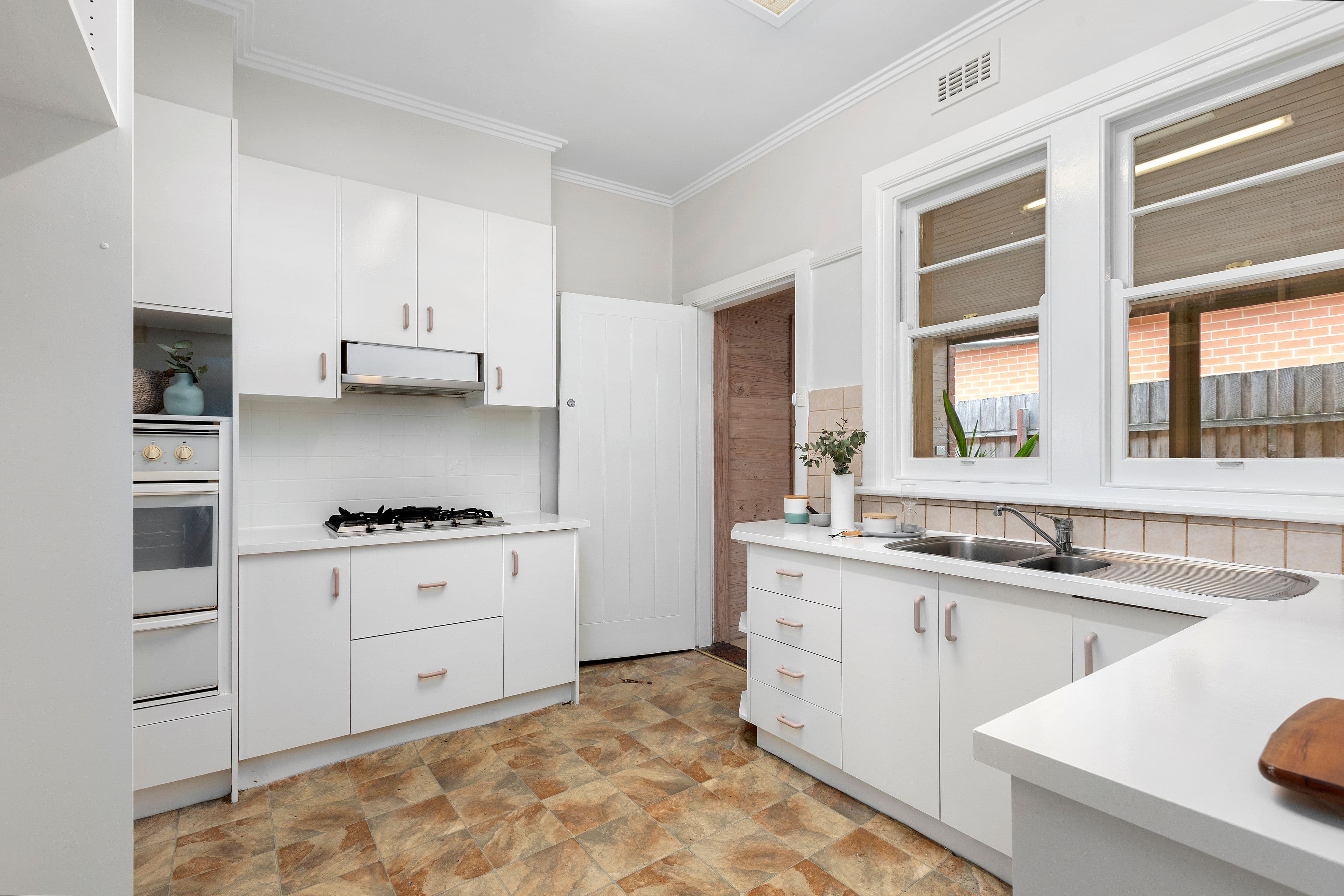 174 Charman Road, Cheltenham VIC 3192, Cheltenham - Thumbnail 8