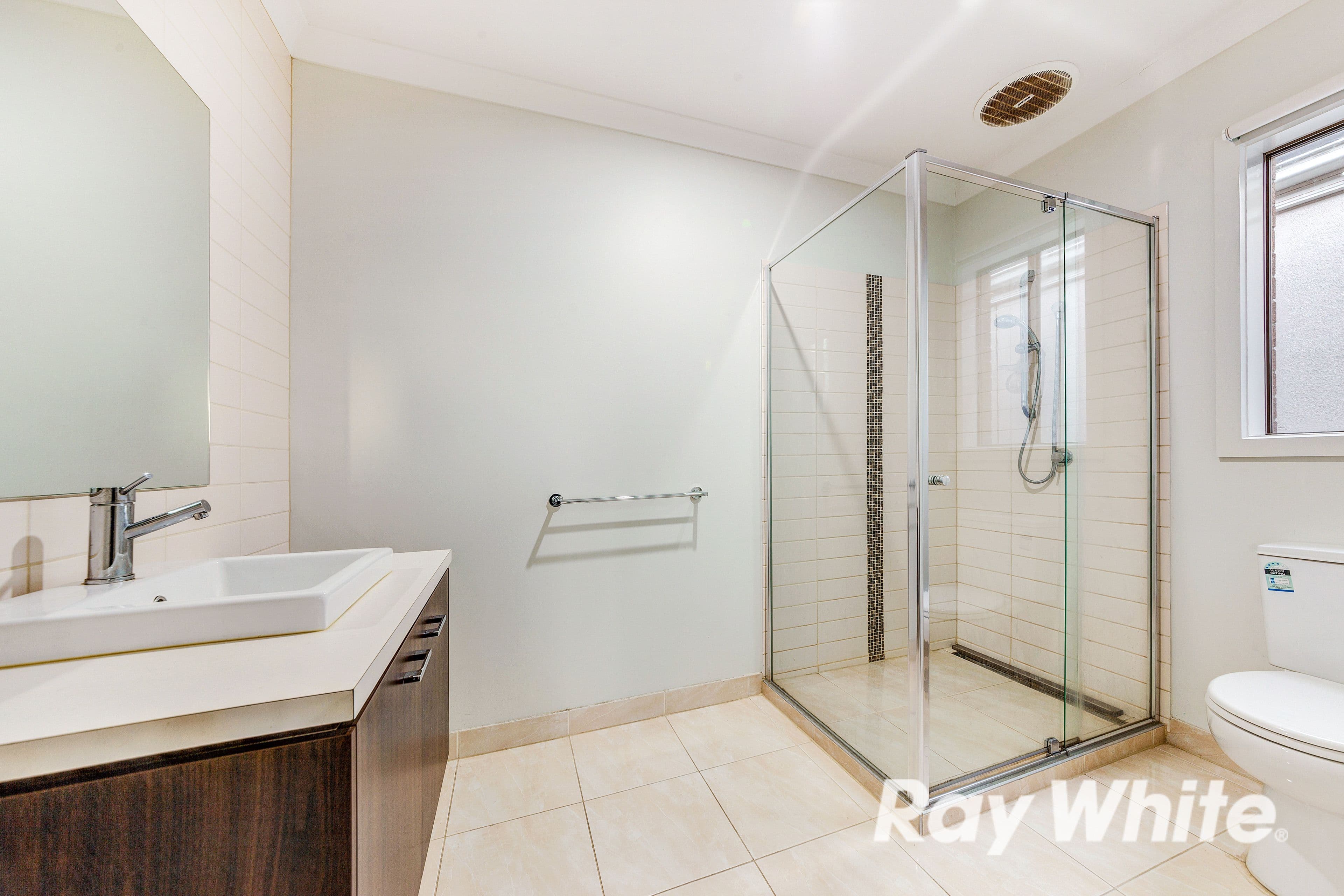 6 Lambourne Avenue, Truganina VIC 3029, Truganina - Thumbnail 6