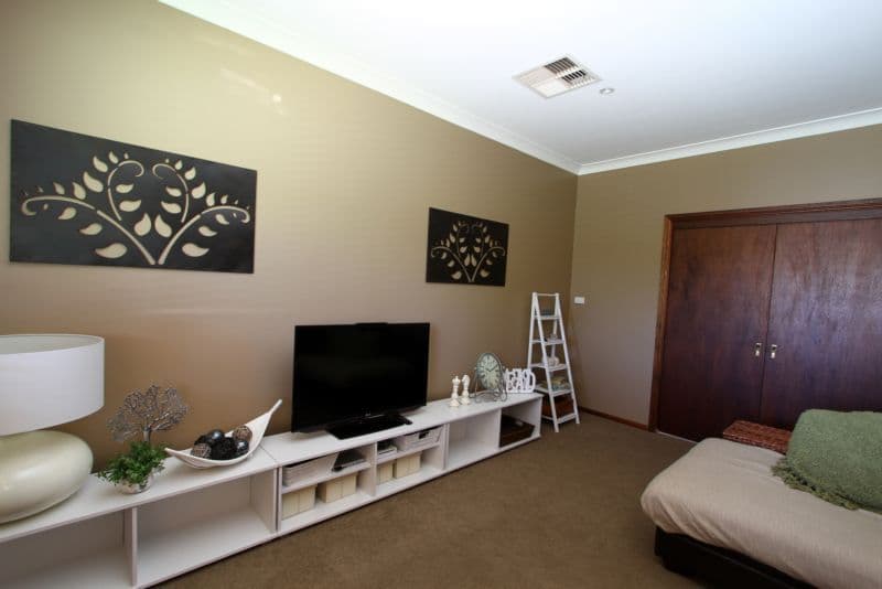 95 Wombat Street, YOUNG NSW 2594, Young - Thumbnail 7