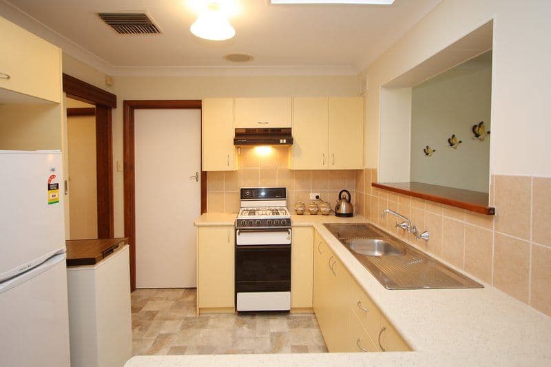 16 Bungana Avenue, PARA VISTA SA 5093, Para Vista - Thumbnail 2