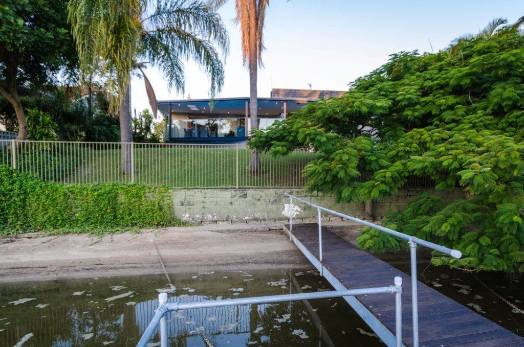 8 Gibraltar Drive, ISLE OF CAPRI QLD 4217, Isle Of Capri - Thumbnail 6