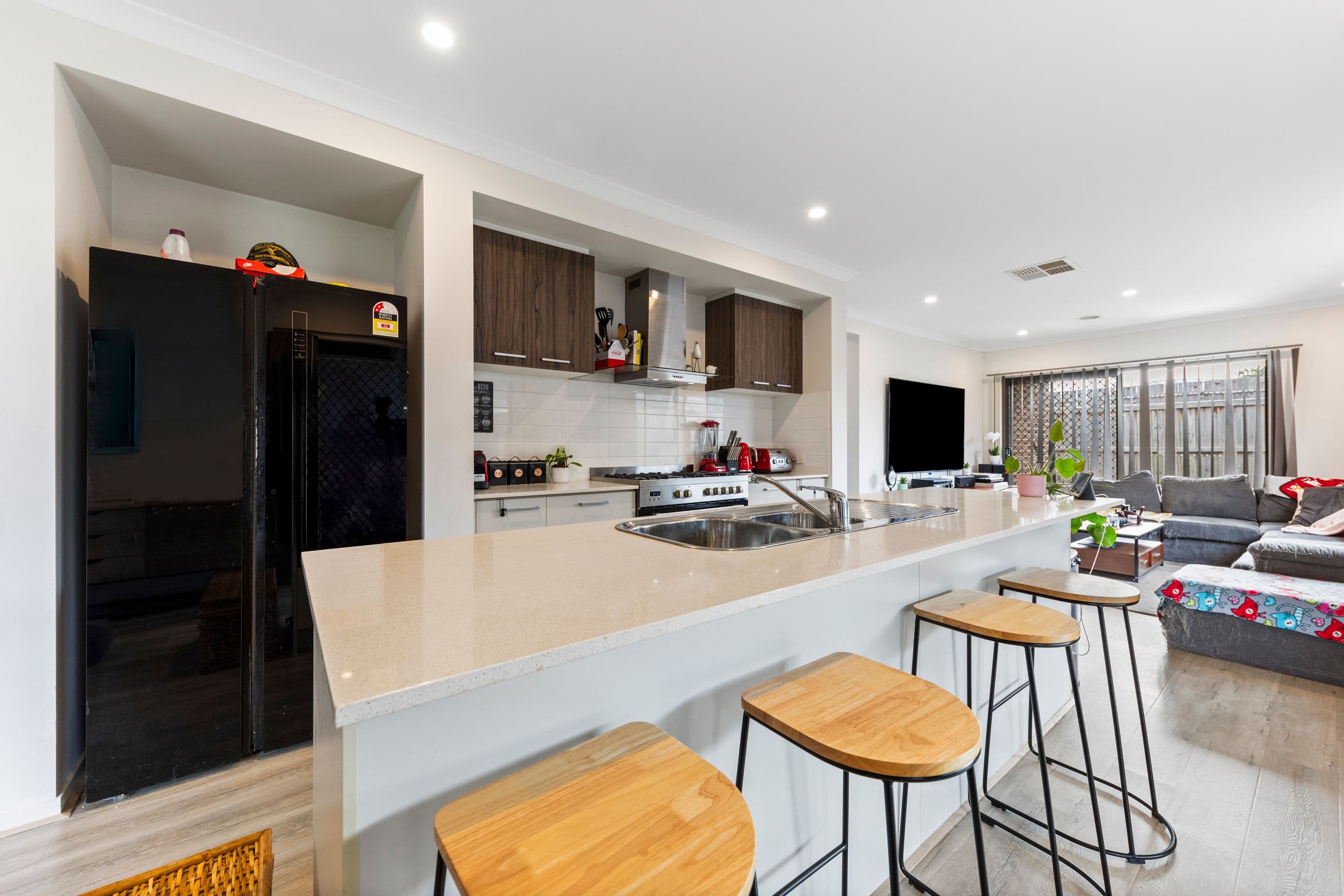 4 Griffin Street, Pakenham VIC 3810, Pakenham - Thumbnail 3