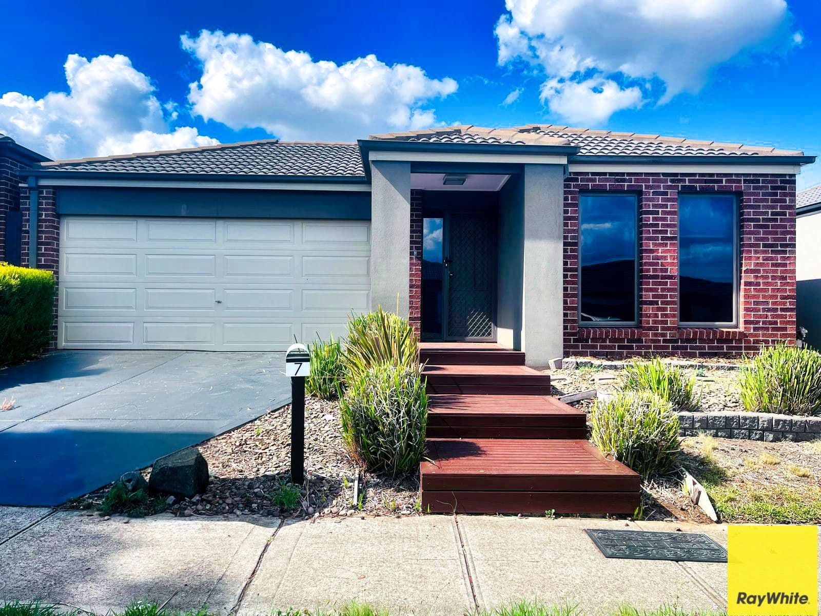 7 Parvana Drive, Tarneit VIC 3029, Tarneit - Thumbnail 2