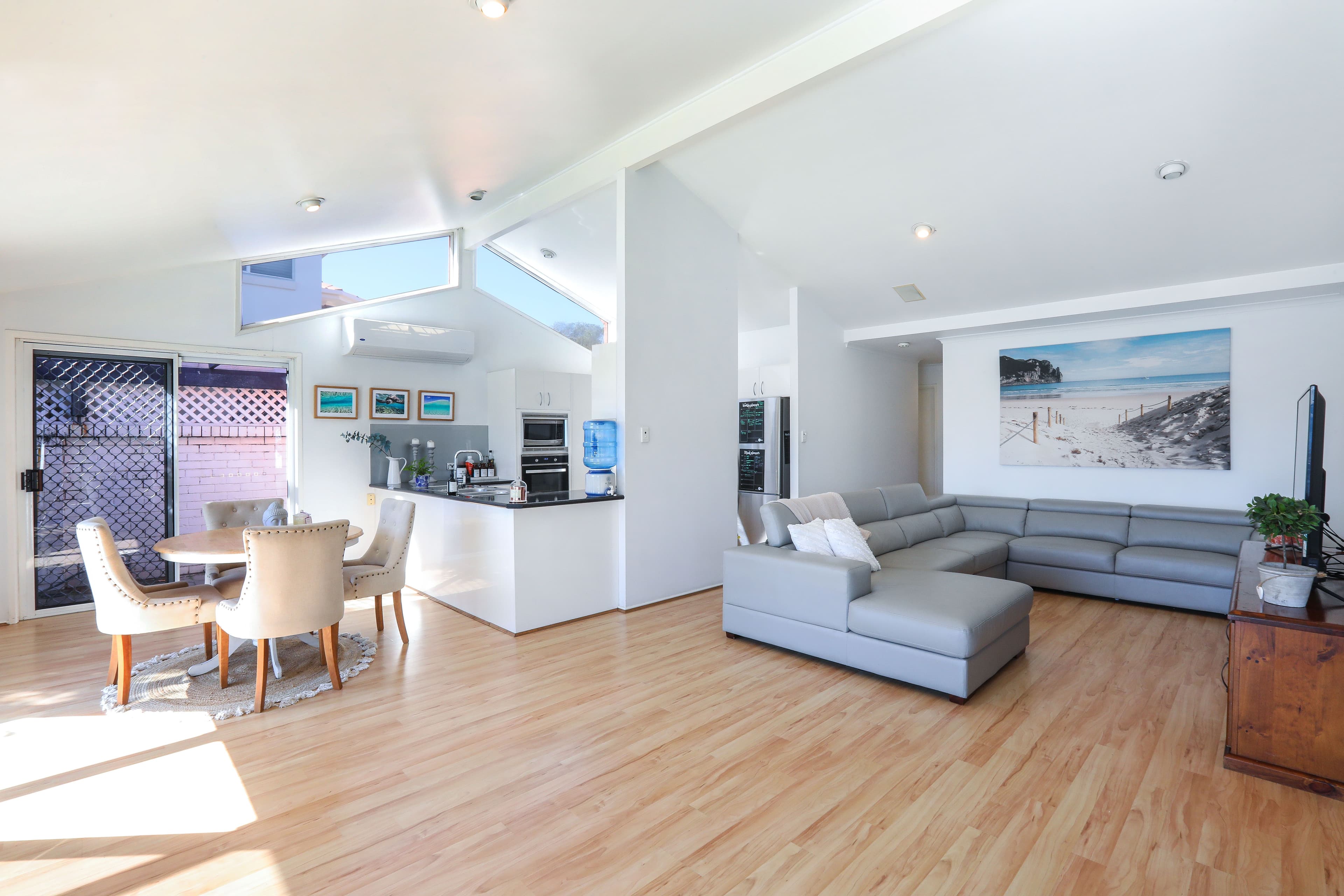 33 Limetree Parade, Runaway Bay QLD 4216, Runaway Bay - Thumbnail 8