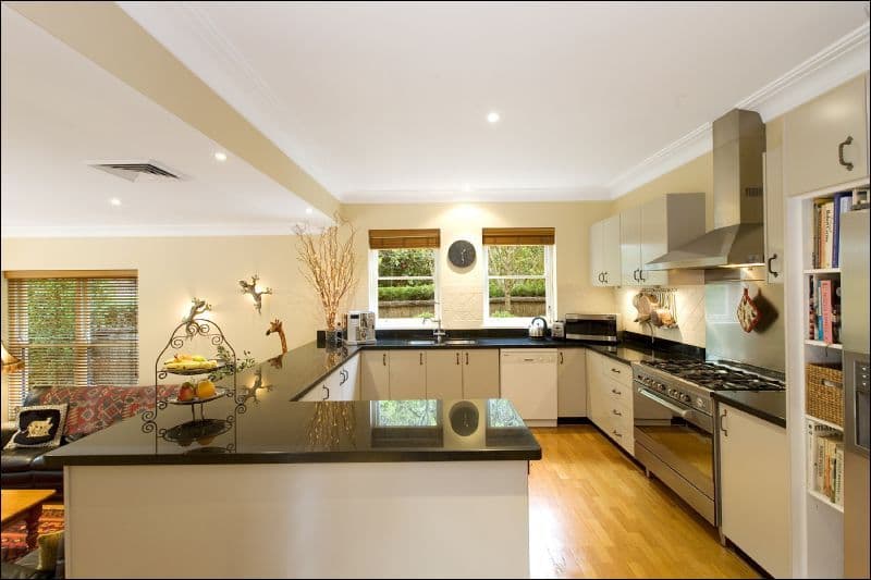 62 Livingstone Avenue, PYMBLE NSW 2073, Pymble - Thumbnail 5