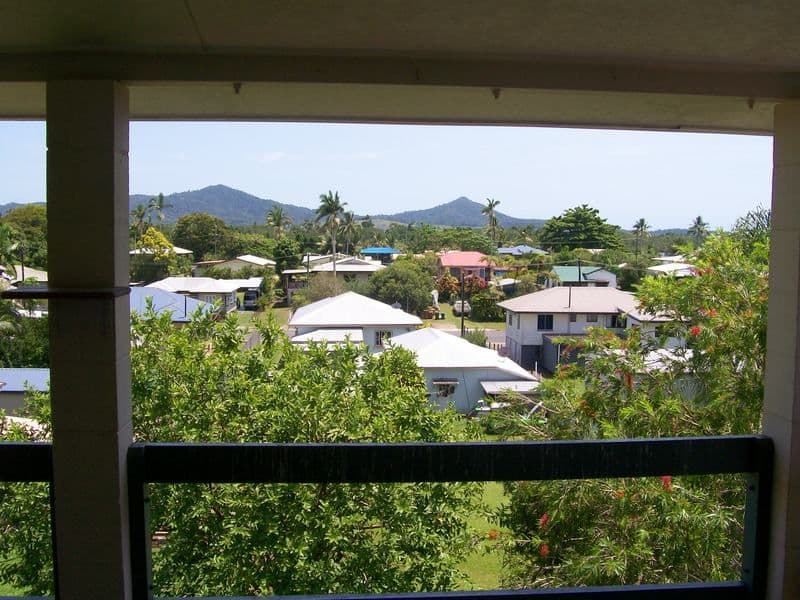 9 Fitzgerald Street, East Innisfail QLD 4860, East Innisfail - Thumbnail 5