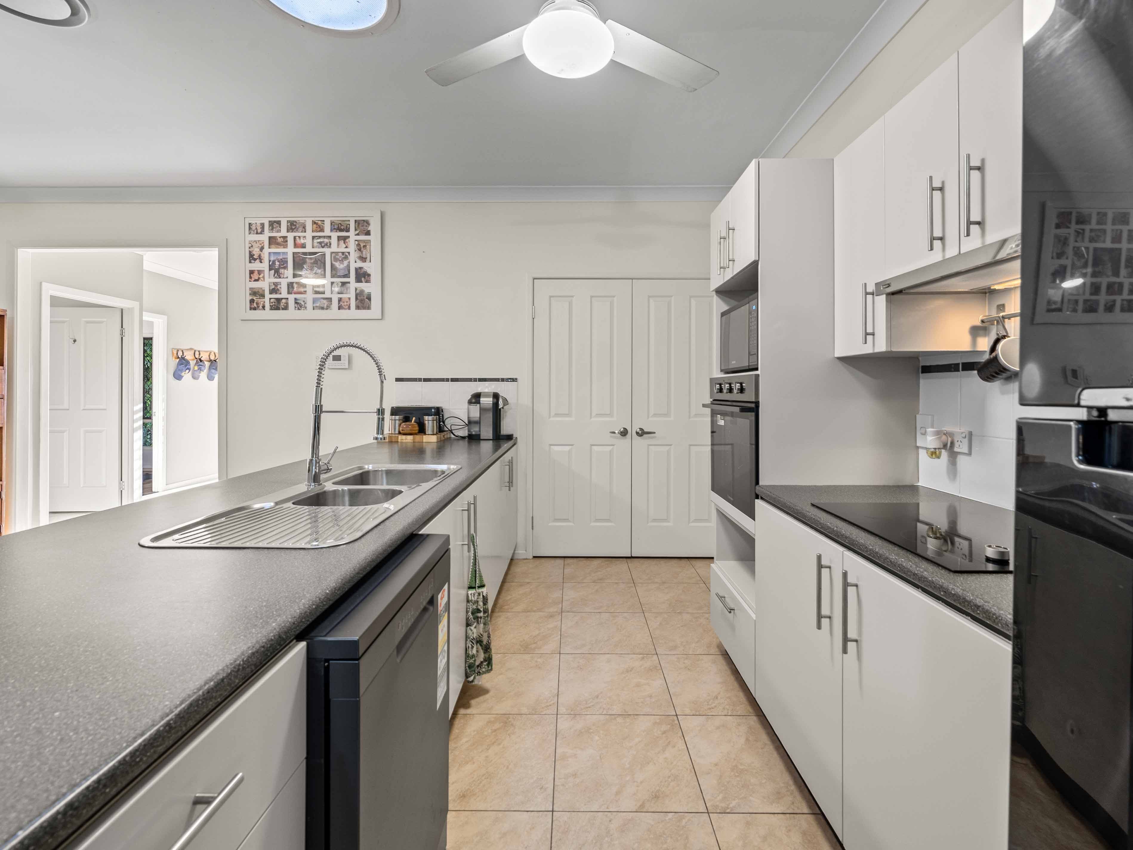8 Scheiwe Court, Lowood QLD 4311, Lowood - Thumbnail 7