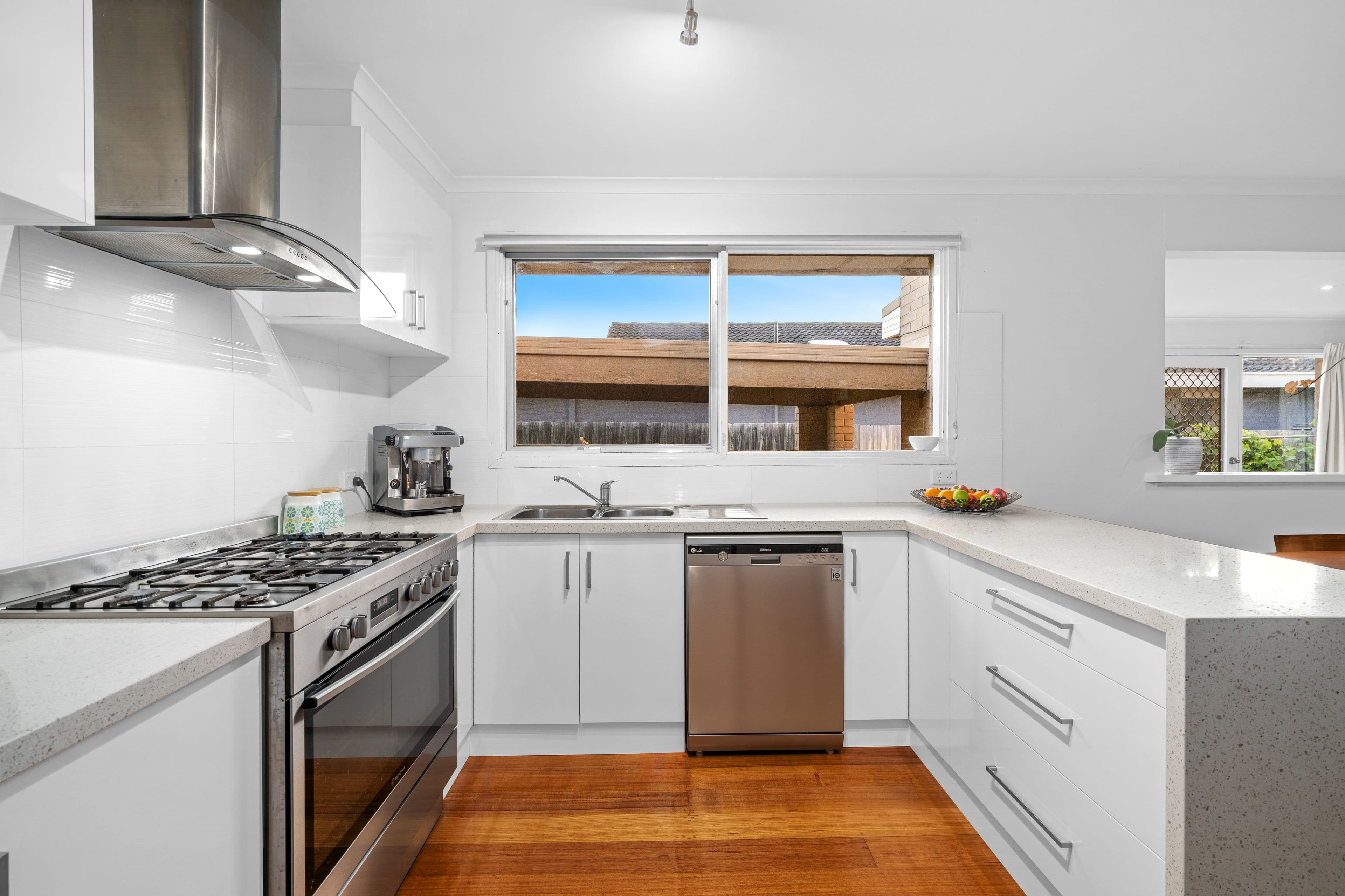 7 Ben Avon Court, Taylors Hill - Thumbnail 3