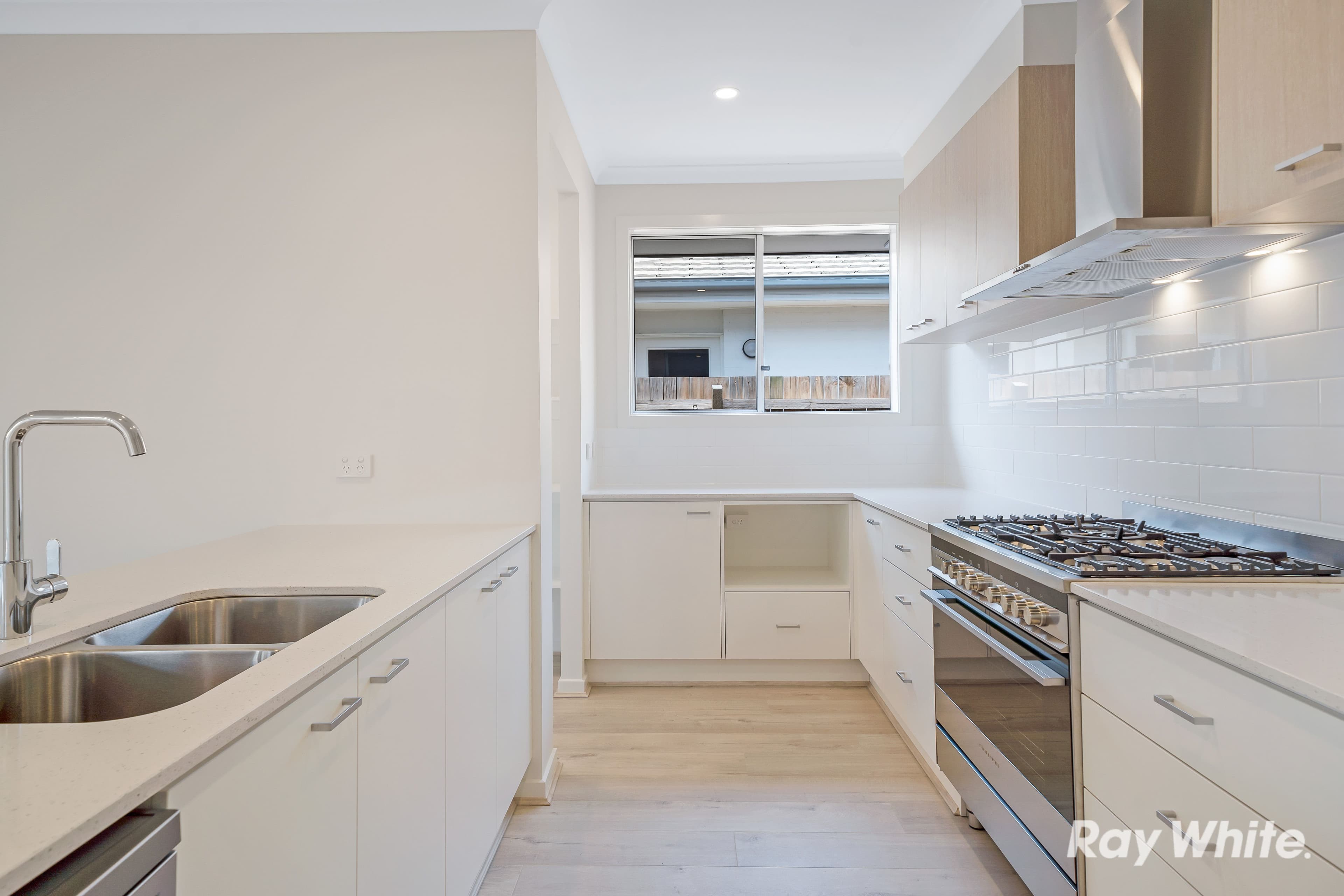 15 Riverland Road, Coomera QLD 4209, Coomera - Thumbnail 2