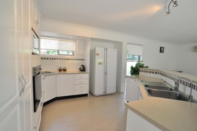 2 Arlene Park Terrace, HELENSVALE QLD 4212, Helensvale - Thumbnail 2
