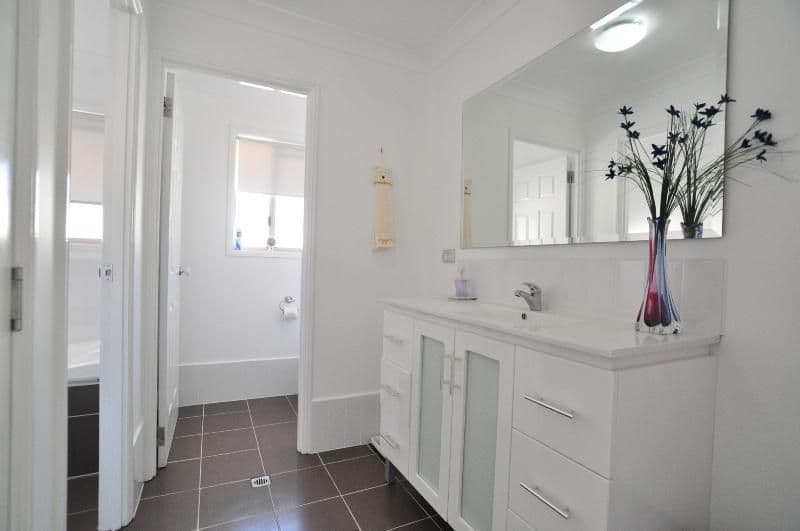 2 Arlene Park Terrace, HELENSVALE QLD 4212, Helensvale - Thumbnail 5