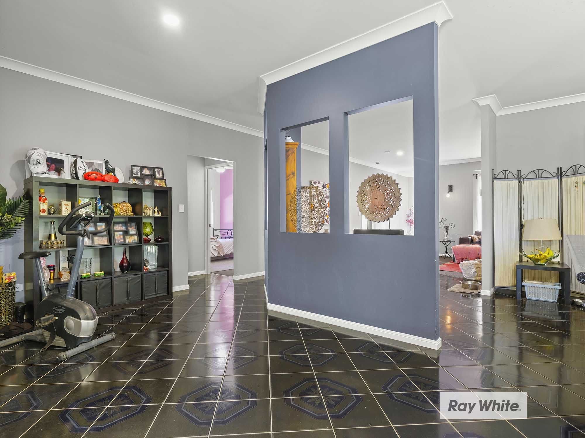 19 Teasel Crescent, Forest Lake QLD 4078, Forest Lake - Thumbnail 4