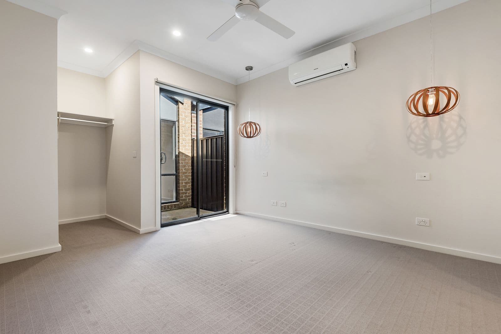 5 Iceberg Drive, Mernda VIC 3754, Mernda - Thumbnail 4