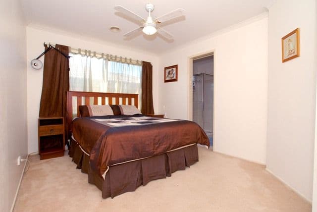 25 Castleton Avenue, TARNEIT VIC 3029, Tarneit - Thumbnail 6