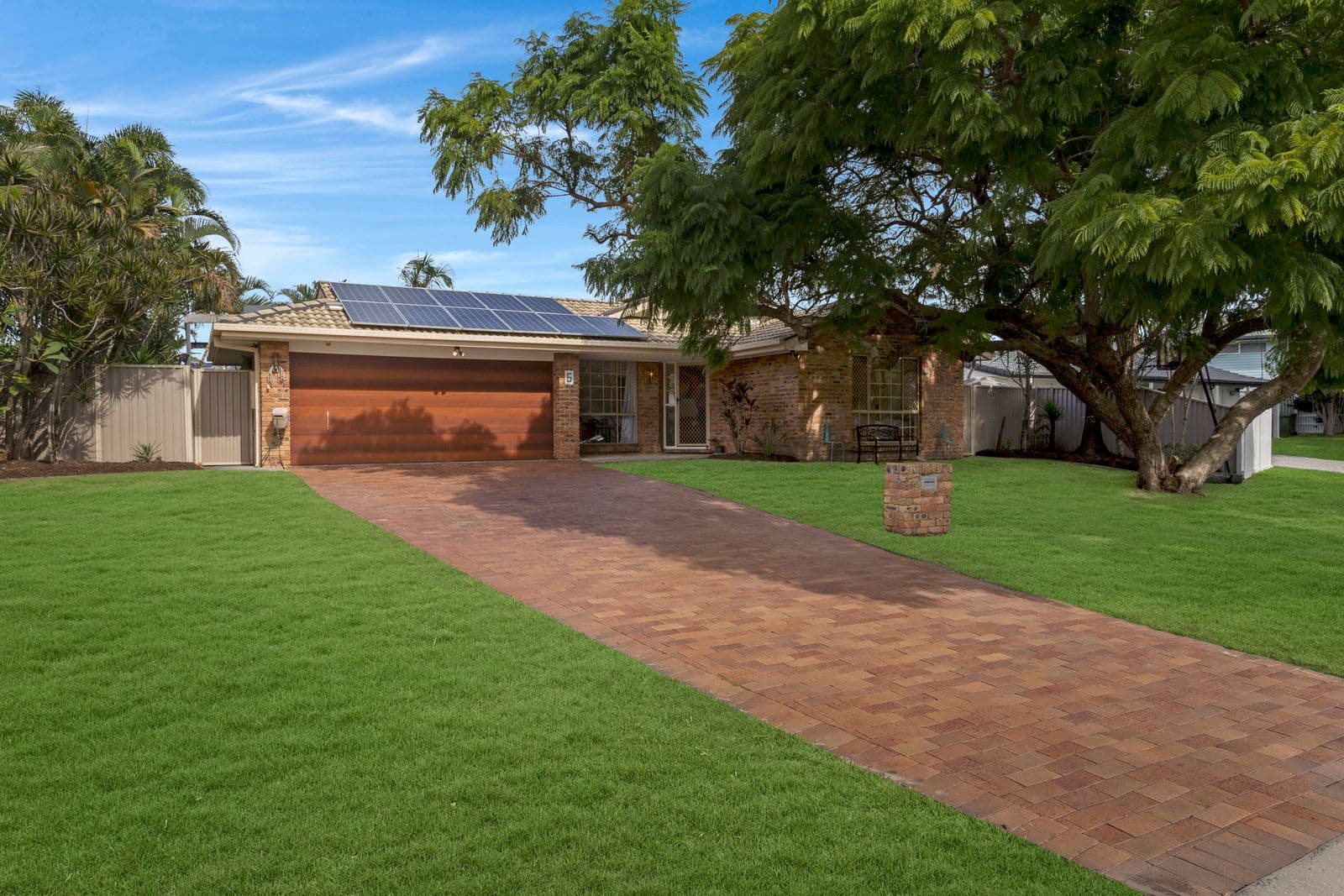 6 Nicolson Court, Mermaid Waters QLD 4218, Mermaid Waters - Image 1