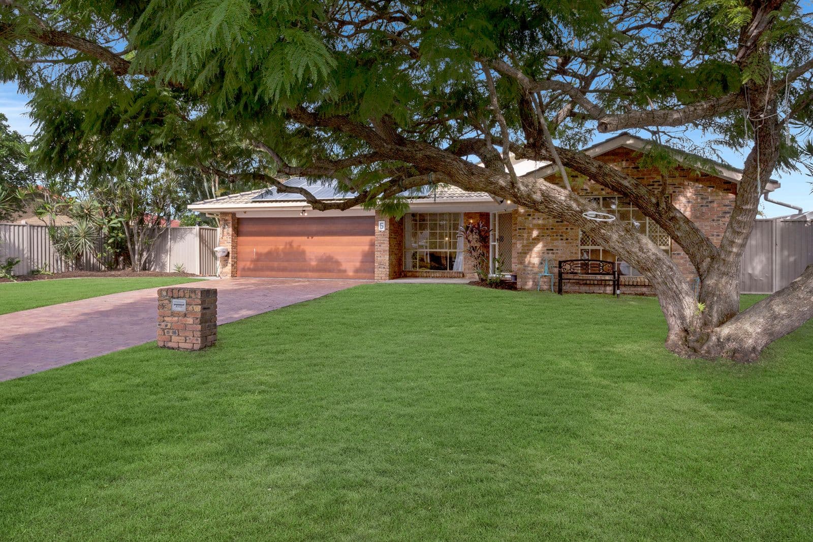 6 Nicolson Court, Mermaid Waters QLD 4218, Mermaid Waters - Thumbnail 2