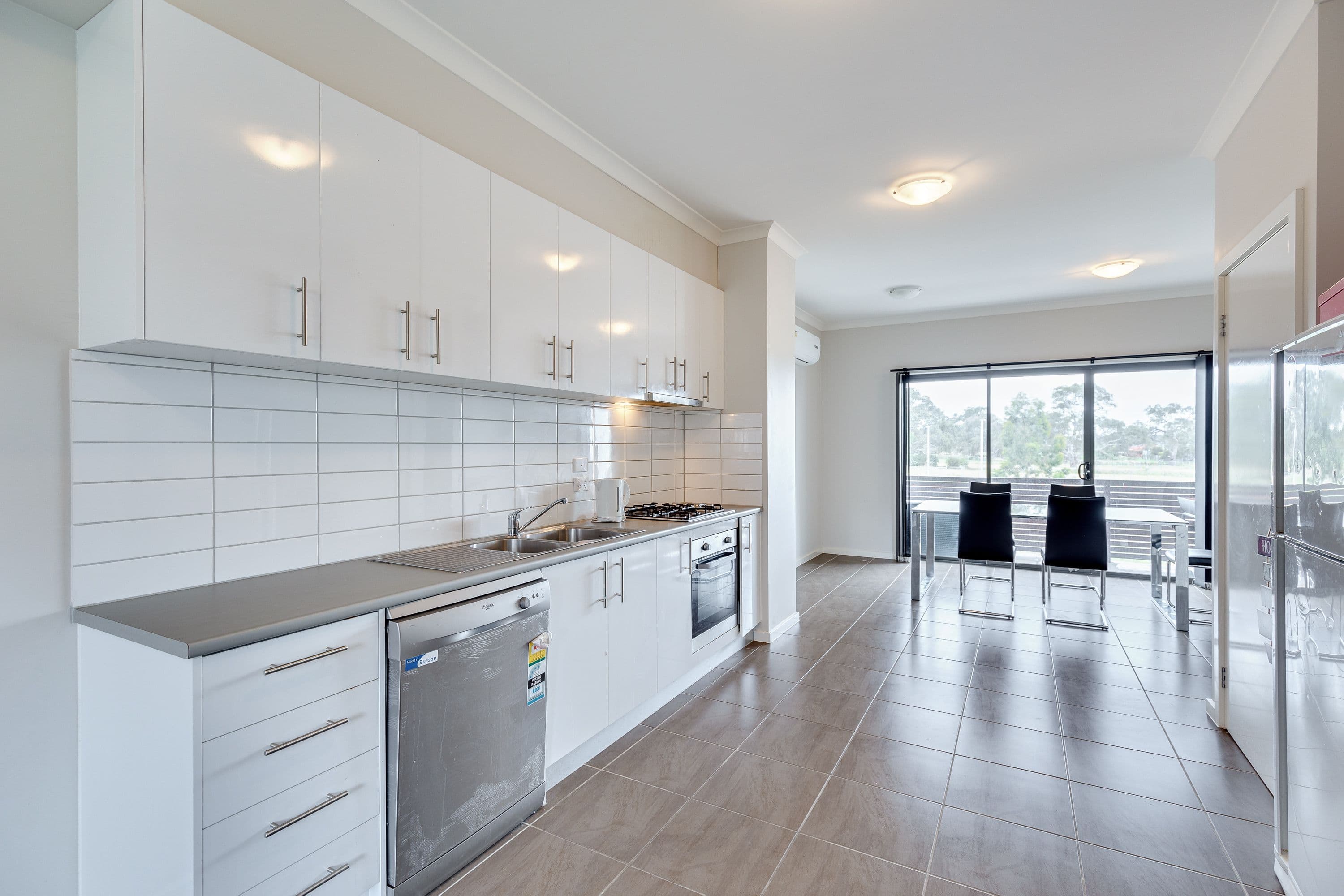 25 Baltrum Drive, Wollert VIC 3750, Wollert - Thumbnail 3