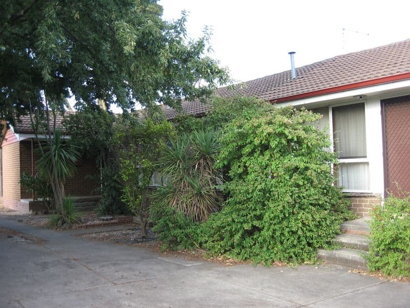 24 Stamford Street, WENDOUREE VIC 3355, Wendouree - Thumbnail 2