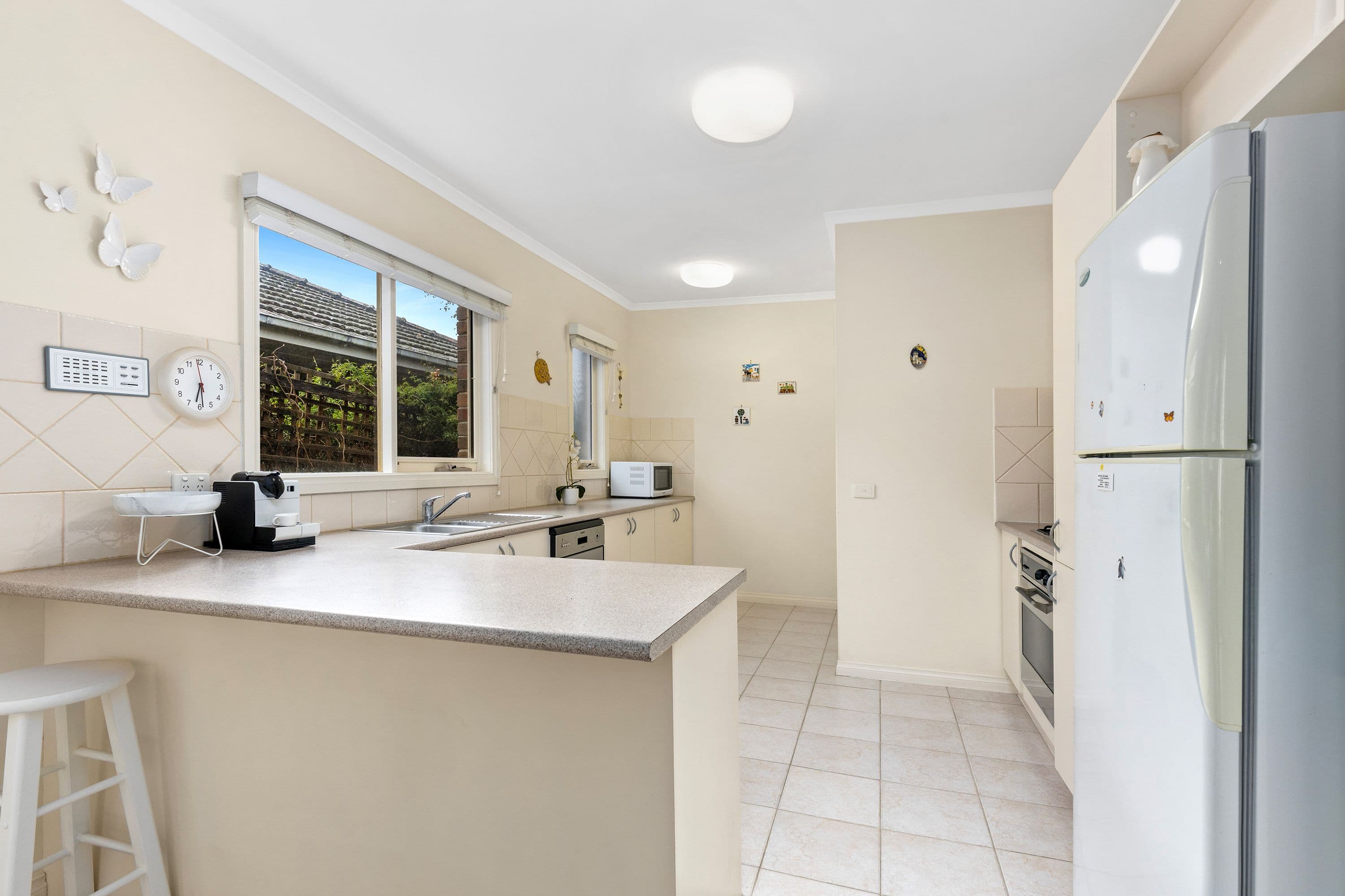 8 Hamel Street, Box Hill South VIC 3128, Box Hill South - Thumbnail 5