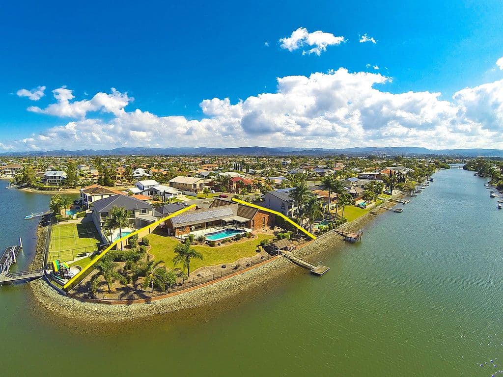 46 Selkirk Avenue, Benowa Waters QLD 4217, Benowa - Thumbnail 5