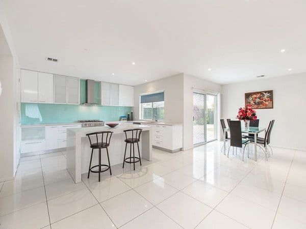 12 Coorong Circle, WATERWAYS VIC 3195, Waterways - Thumbnail 3