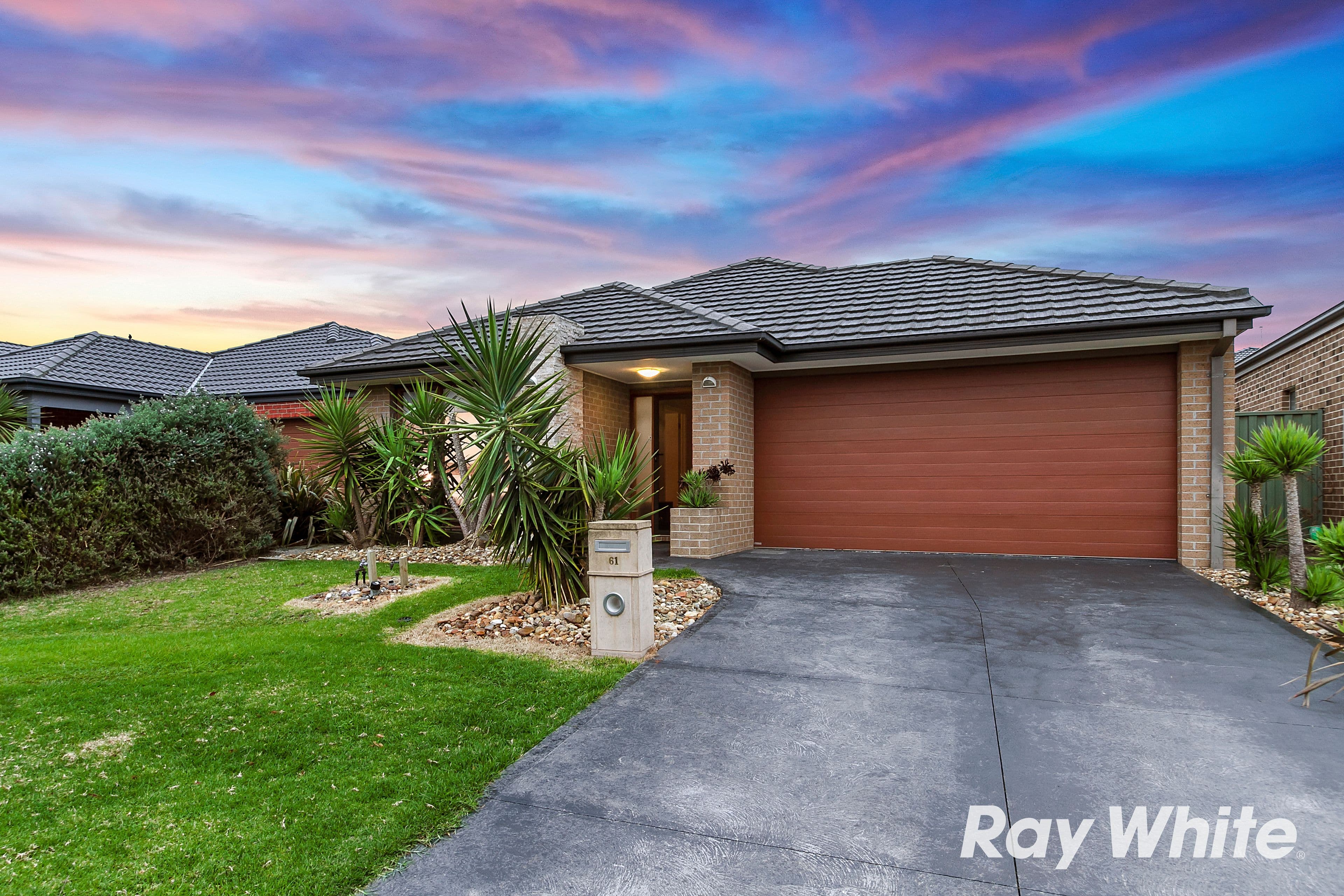 61 Moore Mews, Pakenham VIC 3810, Pakenham - Thumbnail 2