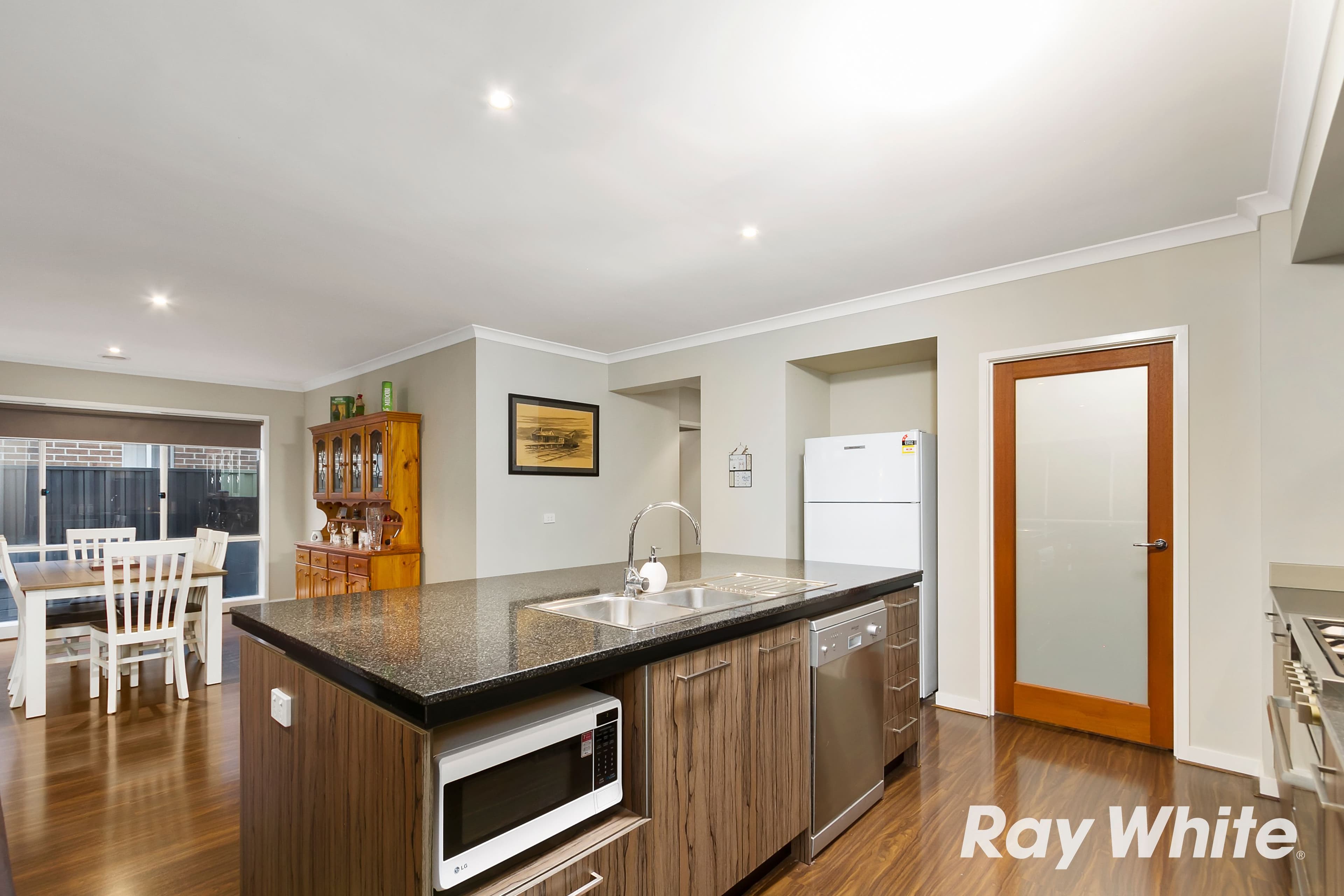 61 Moore Mews, Pakenham VIC 3810, Pakenham - Thumbnail 6
