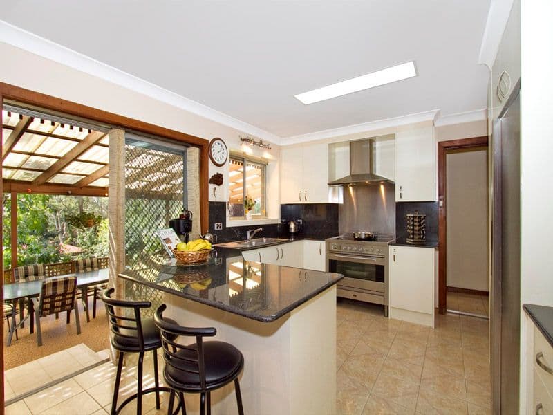 5 Inverness Place, KAREELA NSW 2232, Kareela - Thumbnail 2