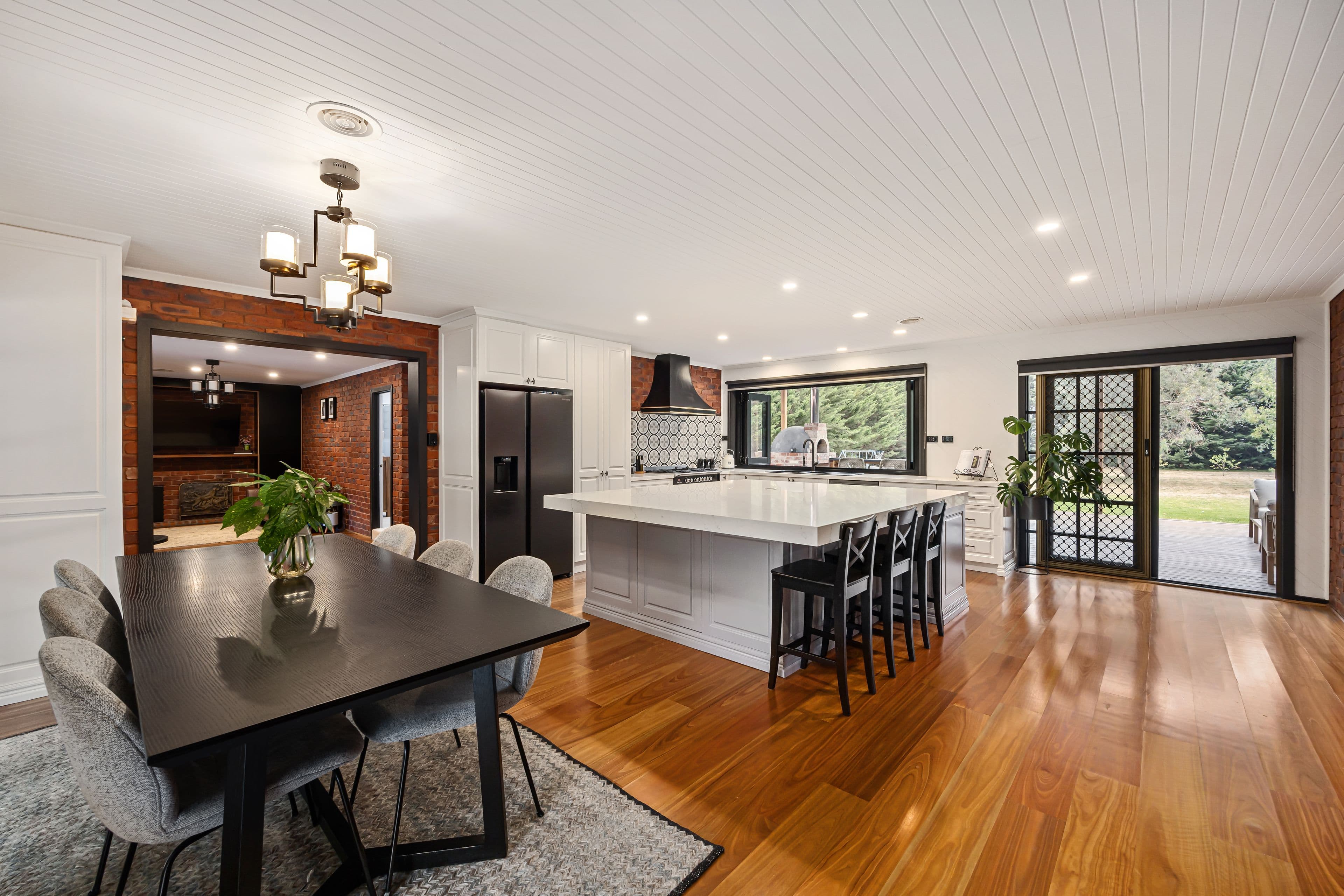 13 Newnham Drive, Romsey VIC 3434, Romsey - Thumbnail 5