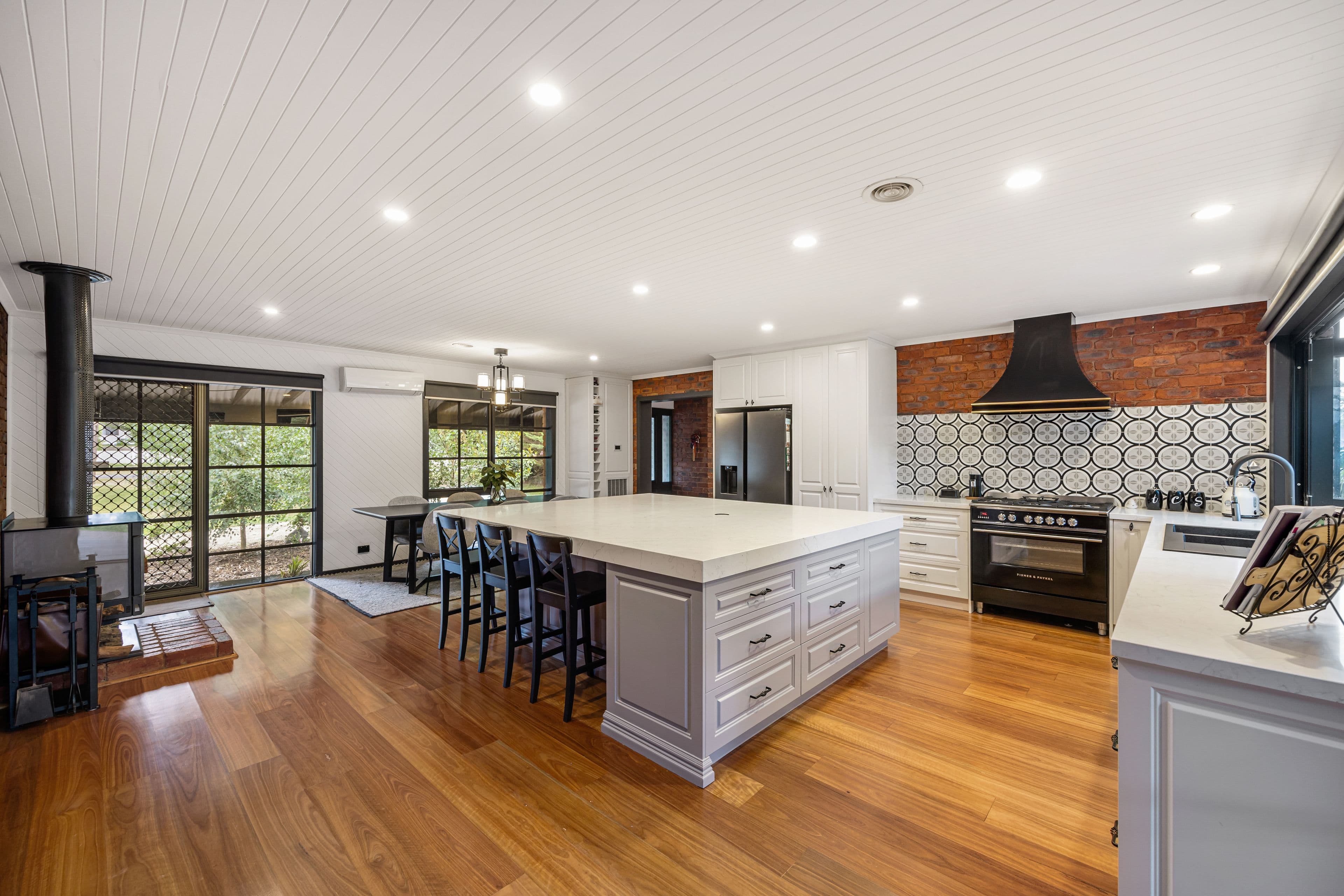 13 Newnham Drive, Romsey VIC 3434, Romsey - Thumbnail 6