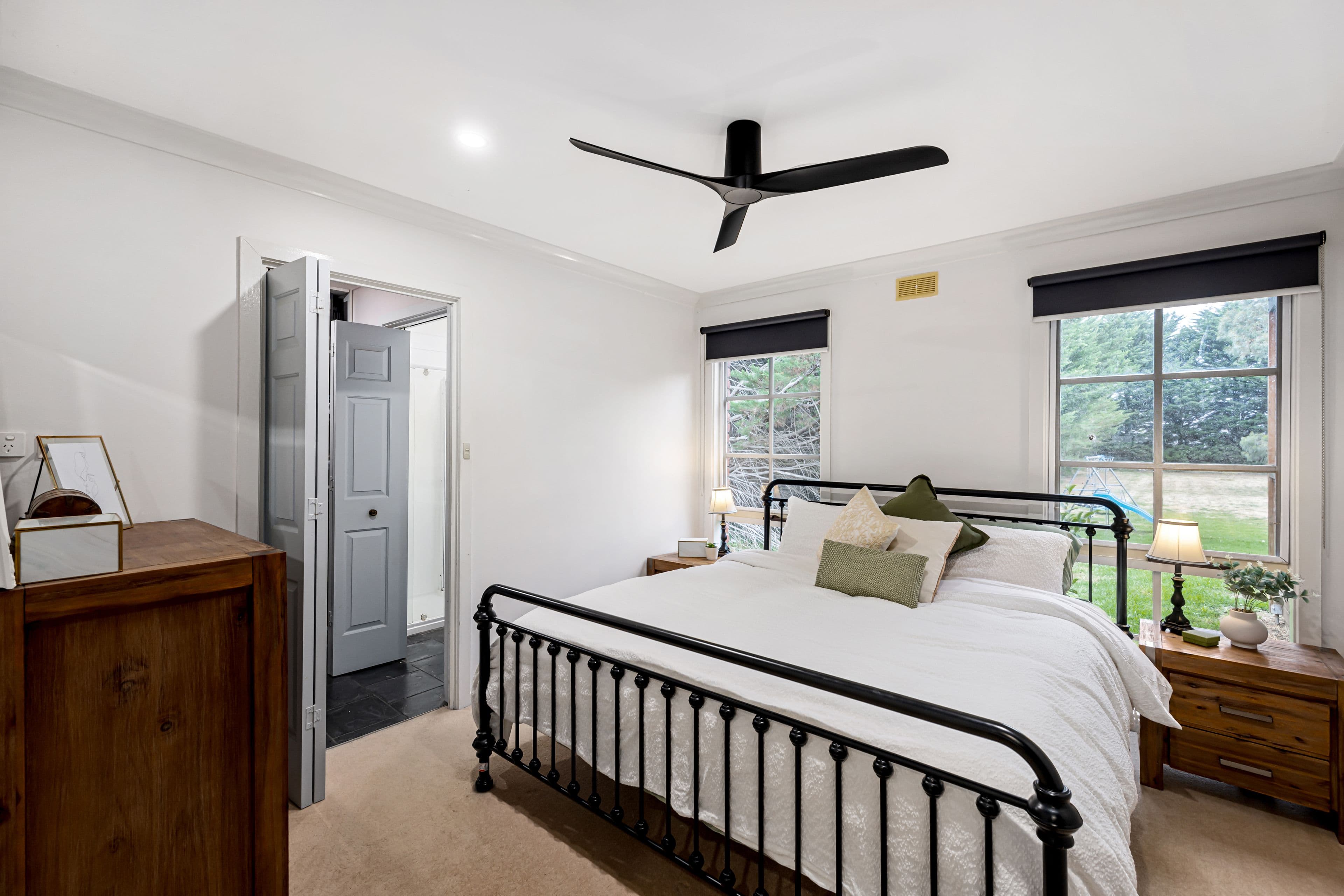 13 Newnham Drive, Romsey VIC 3434, Romsey - Thumbnail 7