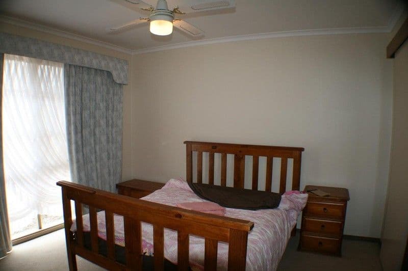75  Piccolotto Drive, MELTON WEST VIC 3337, Melton West - Thumbnail 2