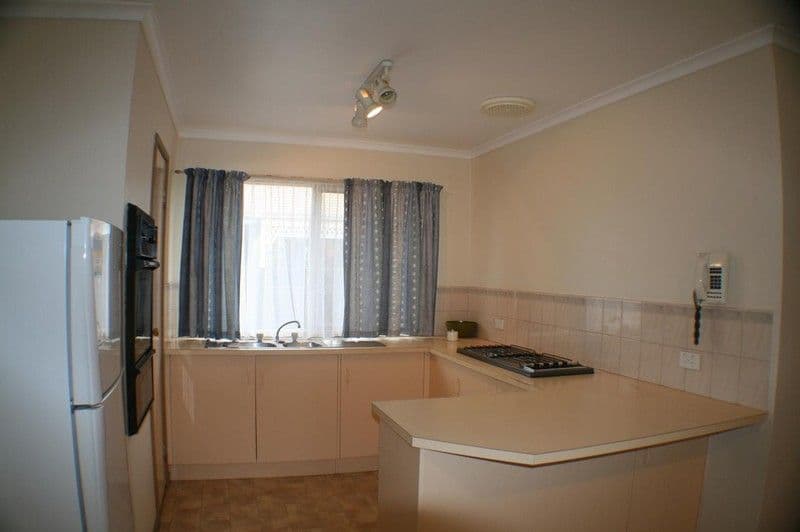 75  Piccolotto Drive, MELTON WEST VIC 3337, Melton West - Thumbnail 5