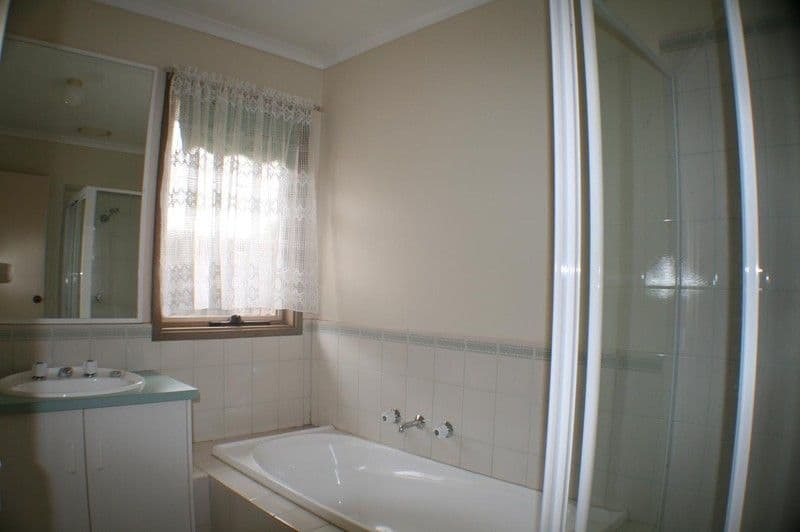 75  Piccolotto Drive, MELTON WEST VIC 3337, Melton West - Thumbnail 6