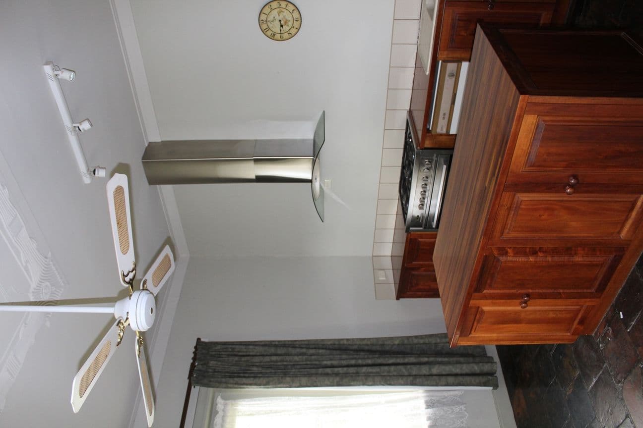 72 Jolly Street, Hamilton VIC 3300, Hamilton - Thumbnail 2