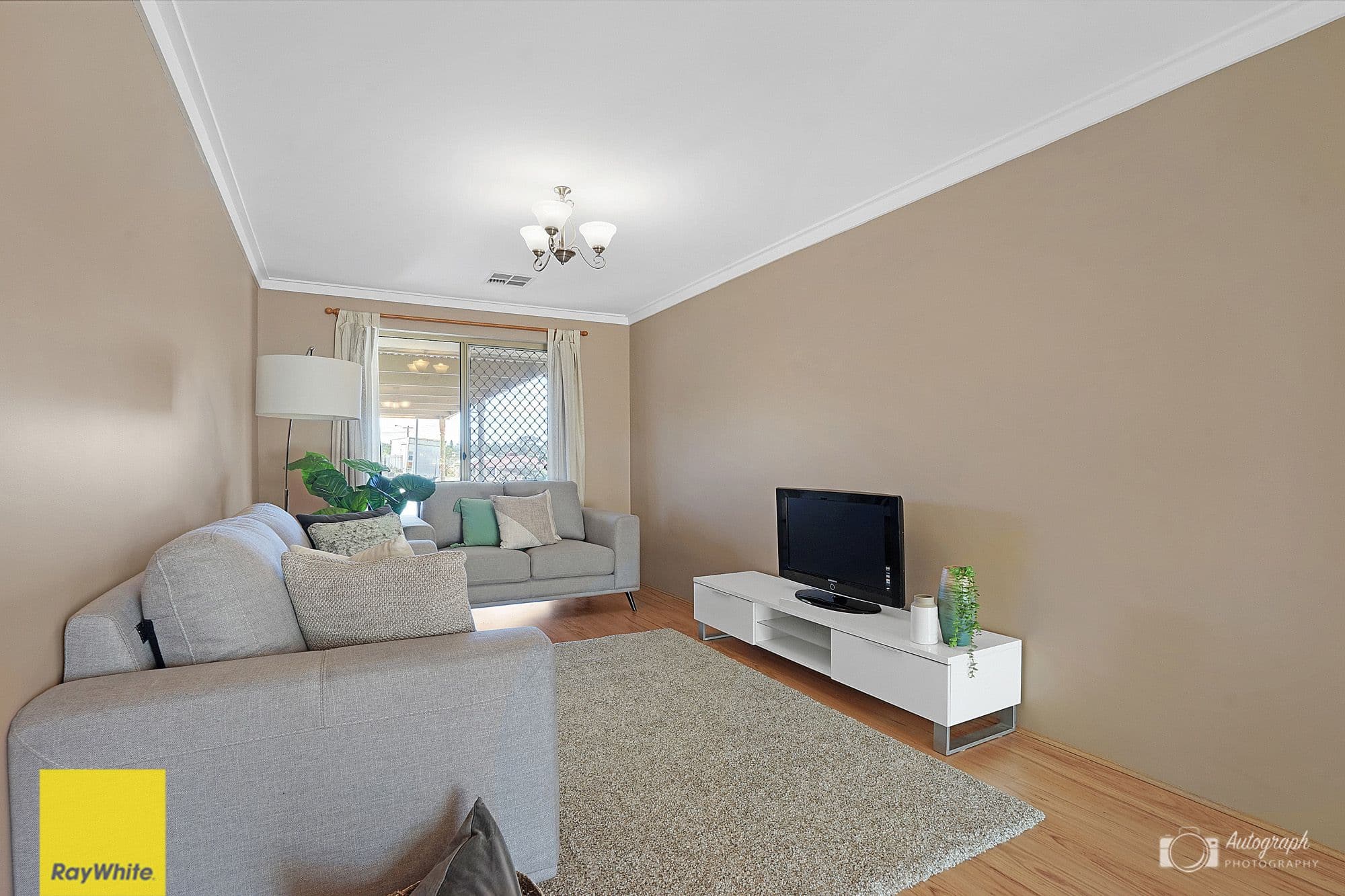 1 Nealie Close, Mirrabooka WA 6061, Mirrabooka - Thumbnail 3